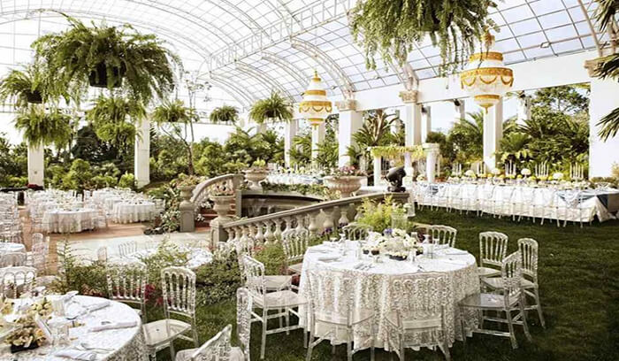  هر آنچه که باید درباره انتخاب بهترین باغ تالار عروسی بدانید
